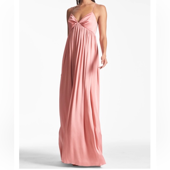 Sachin & Babi Jessica Gown - Picture 2 of 4